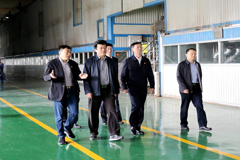 2019年5月8日，時任國家水利部原總工程師、水利部參咨委副主任委員汪洪蒞臨景興紙業(yè)調(diào)研節(jié)水工作